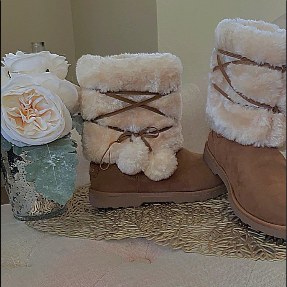 Boots ❤️❤️❤️ - Picture 4 of 4